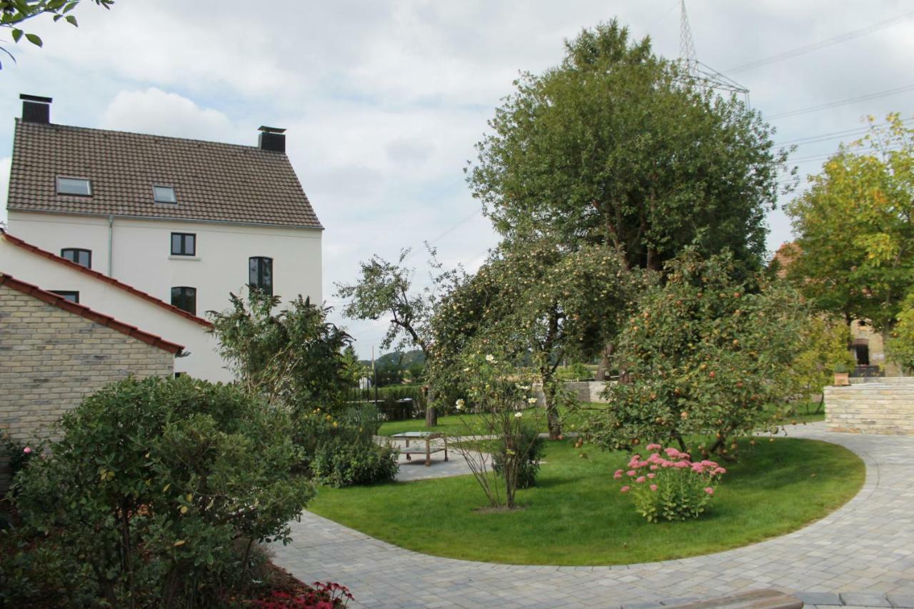 Landhotel Alte Toepferei Duisburg Exterior foto