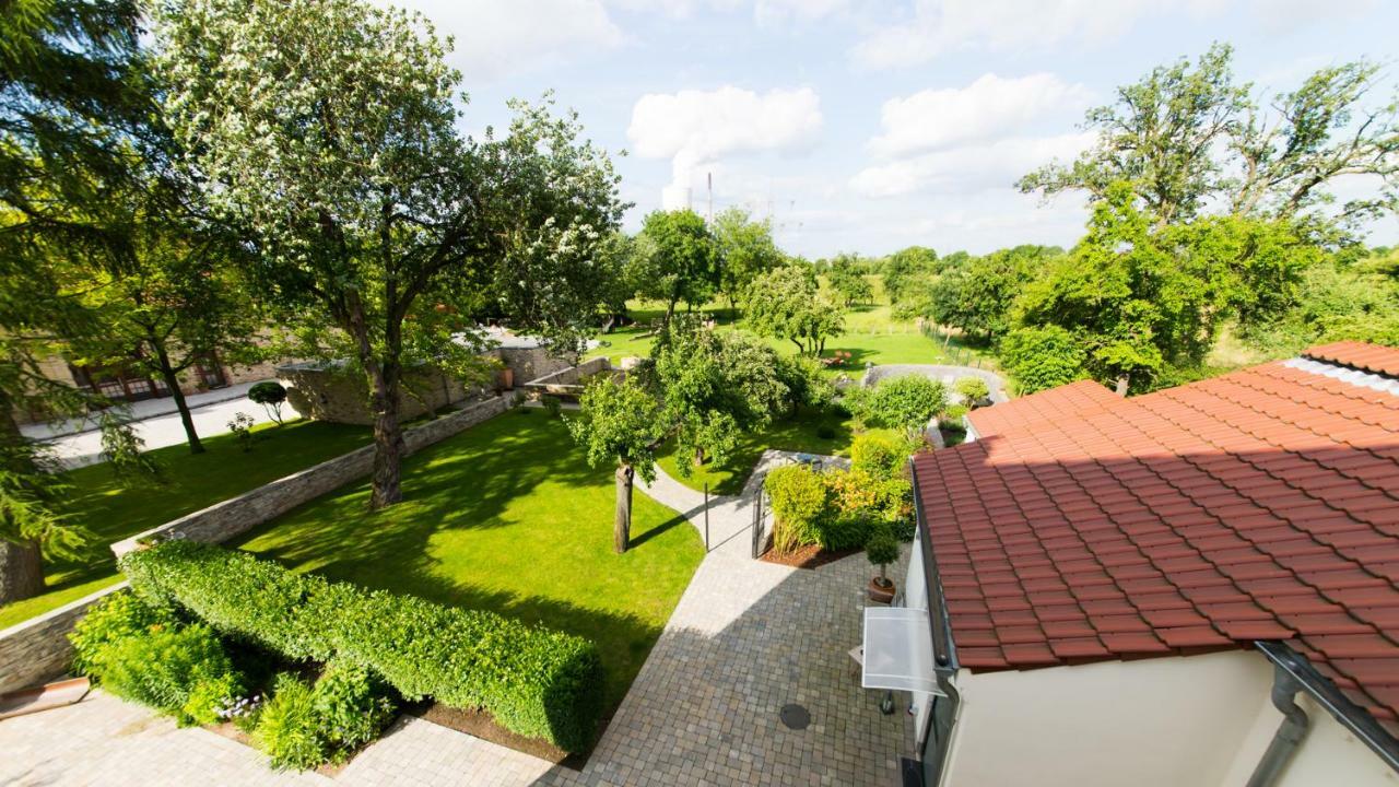 Landhotel Alte Toepferei Duisburg Exterior foto