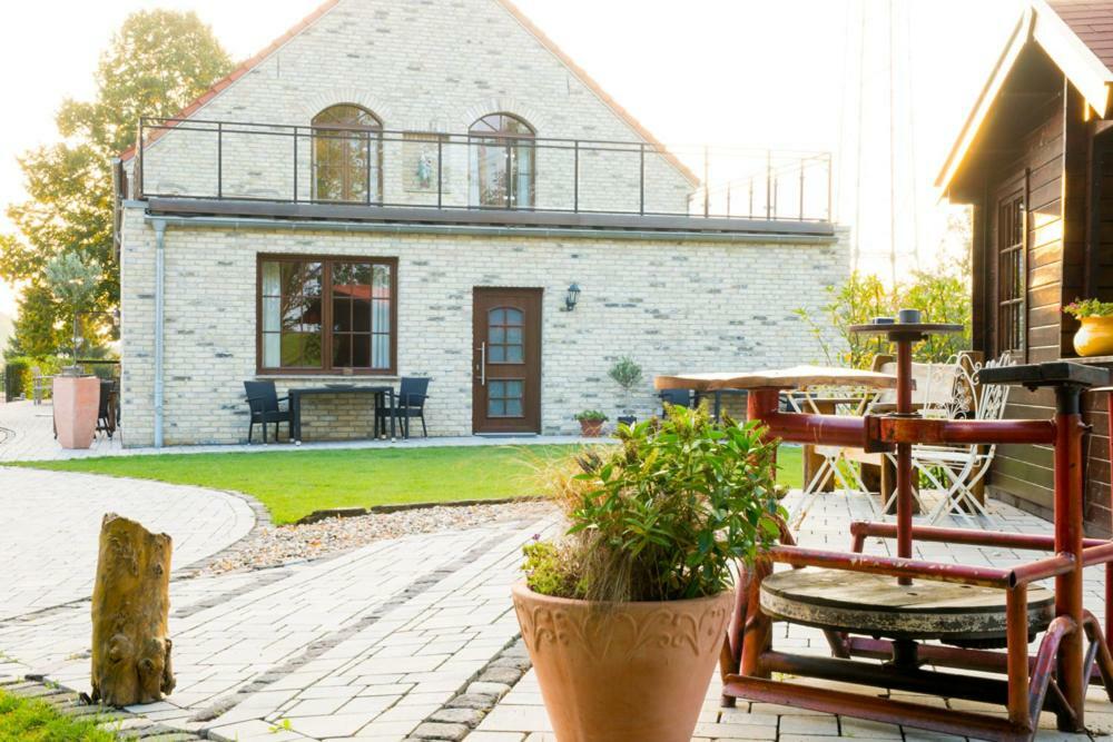 Landhotel Alte Toepferei Duisburg Exterior foto